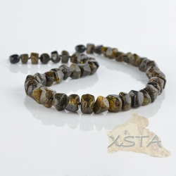 Amber adults necklace polished irregular green